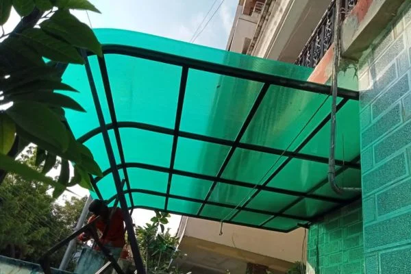 POLY CARBONATE SHEETS